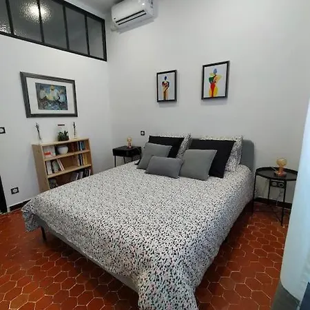 Centre Confort , 1 A 7 Personnes Bastia (Corsica)