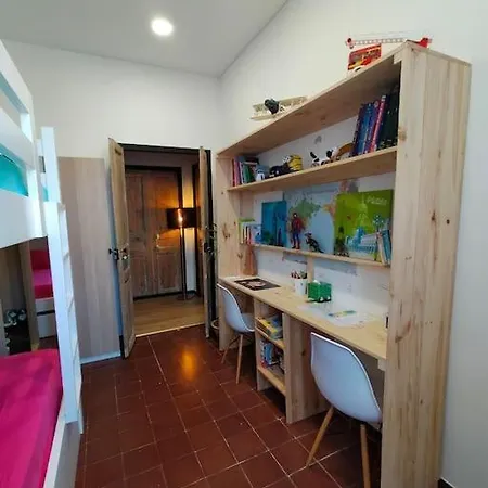 Centre Confort , 1 A 7 Personnes Bastia (Corsica)